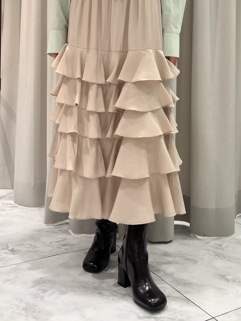 GRACE CONTINENTAL 赤坂 梨来 コーディネート画像