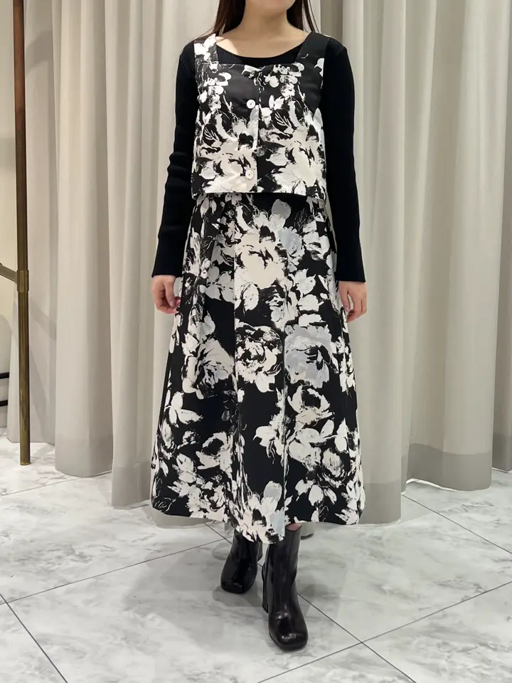 GRACE CONTINENTAL 赤坂 梨来 コーディネート画像