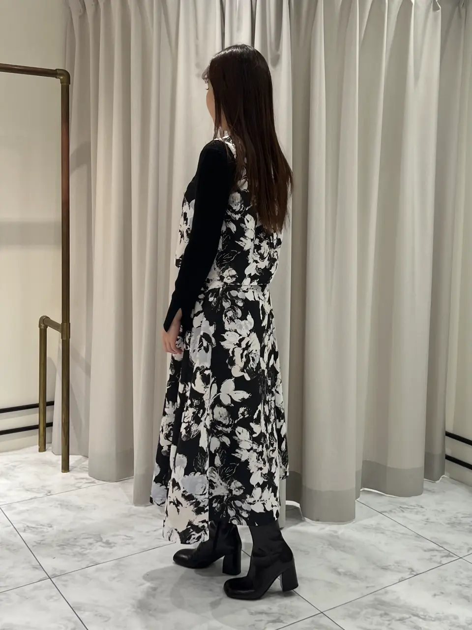 GRACE CONTINENTAL 赤坂 梨来 コーディネート画像