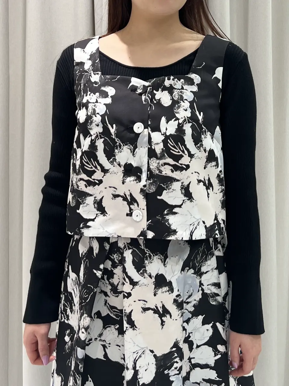 GRACE CONTINENTAL 赤坂 梨来 コーディネート画像