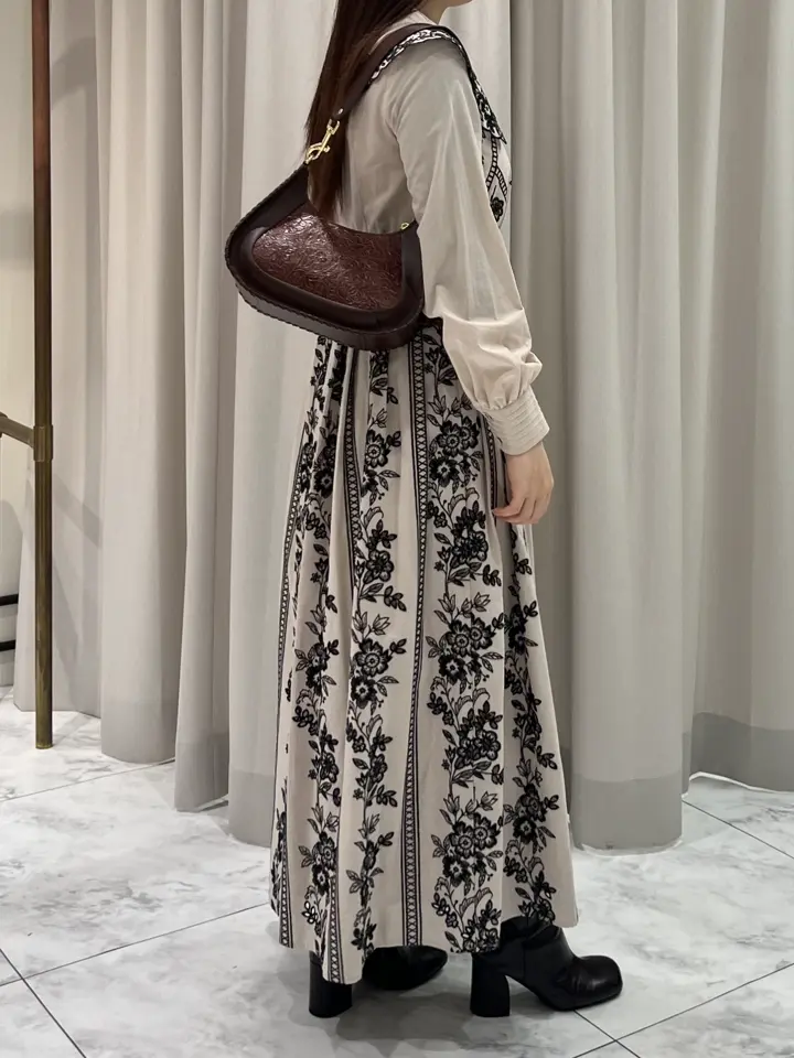 GRACE CONTINENTAL 赤坂 梨来 コーディネート画像