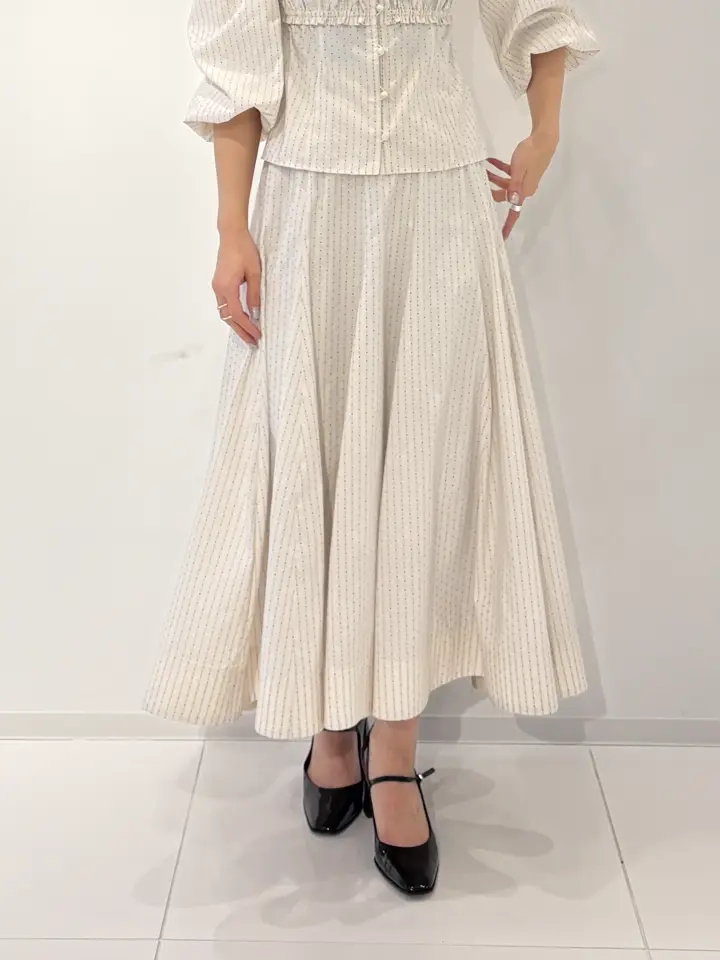 GRACE CONTINENTAL Yuuki NOZAWA コーディネート画像