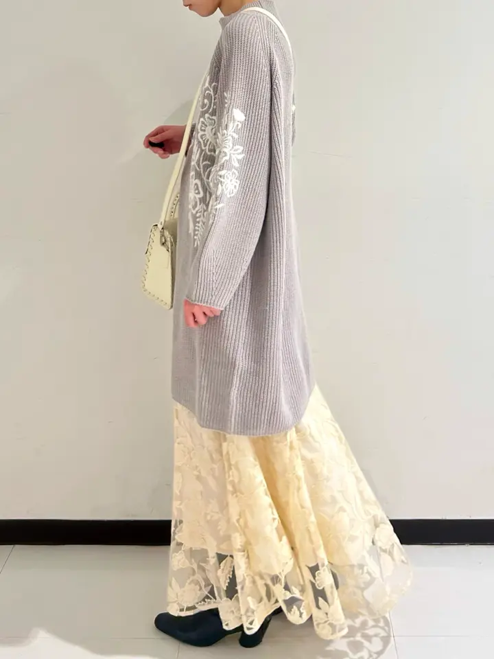 GRACE CONTINENTAL 狩野　珠季 コーディネート画像