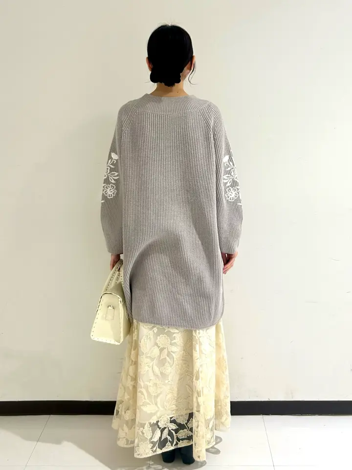 GRACE CONTINENTAL 狩野　珠季 コーディネート画像