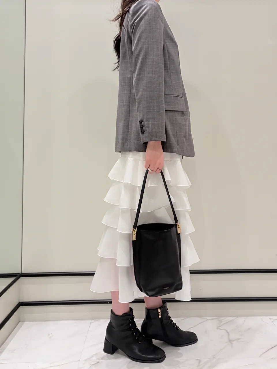 GRACE CONTINENTAL Hotei コーディネート画像