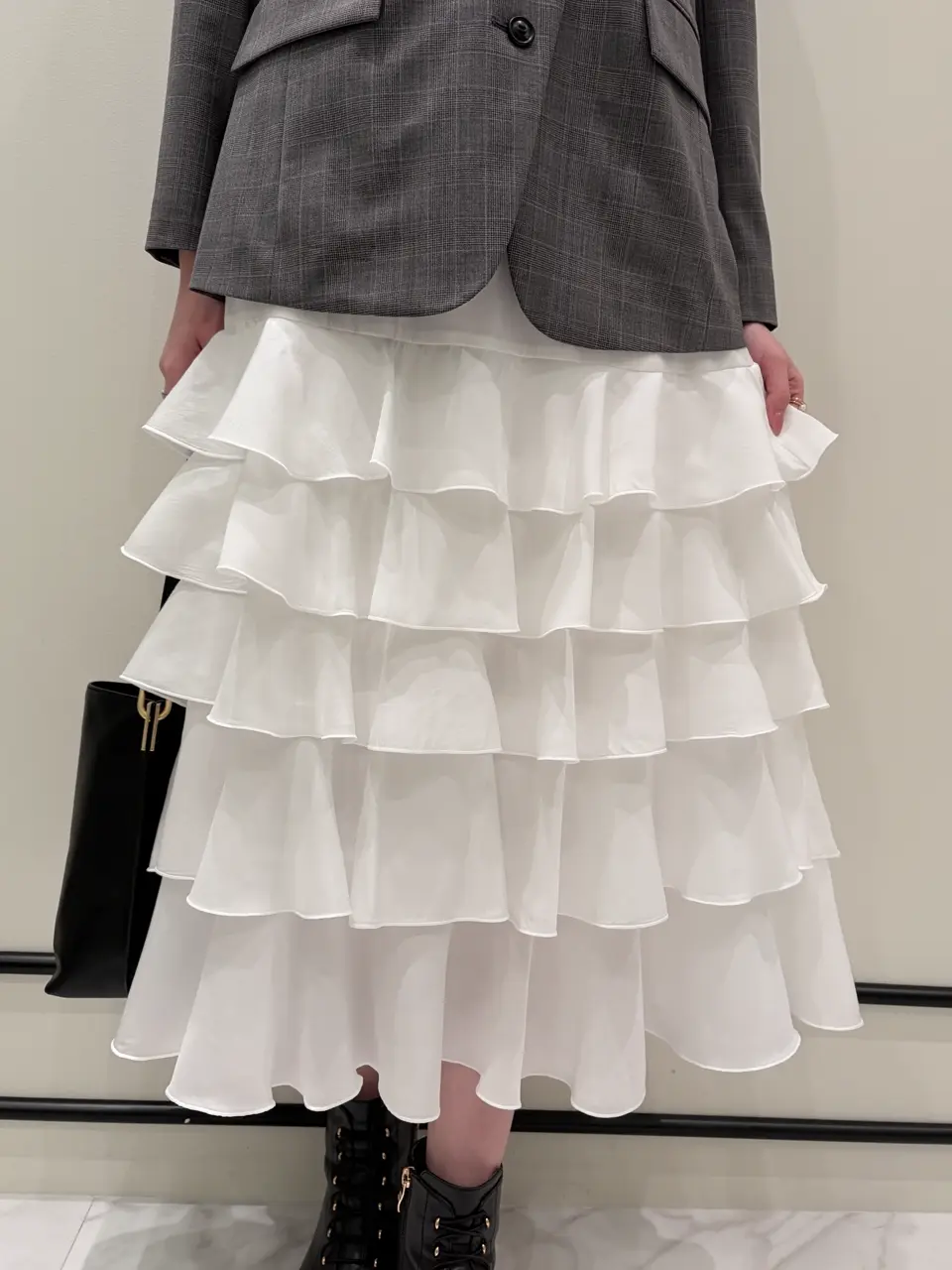 GRACE CONTINENTAL Hotei コーディネート画像