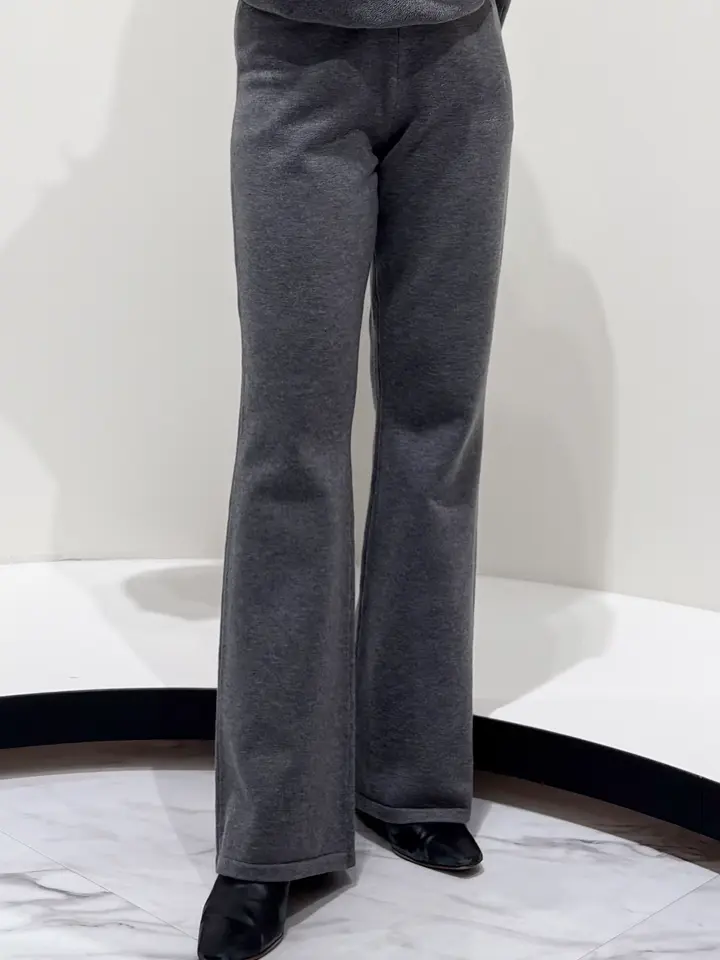 GRACE CONTINENTAL 平野 裕華 コーディネート画像