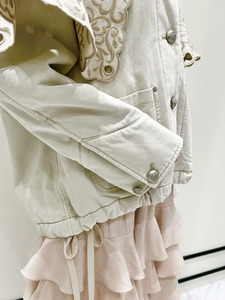 GRACE CONTINENTAL Wakazono コーディネート画像