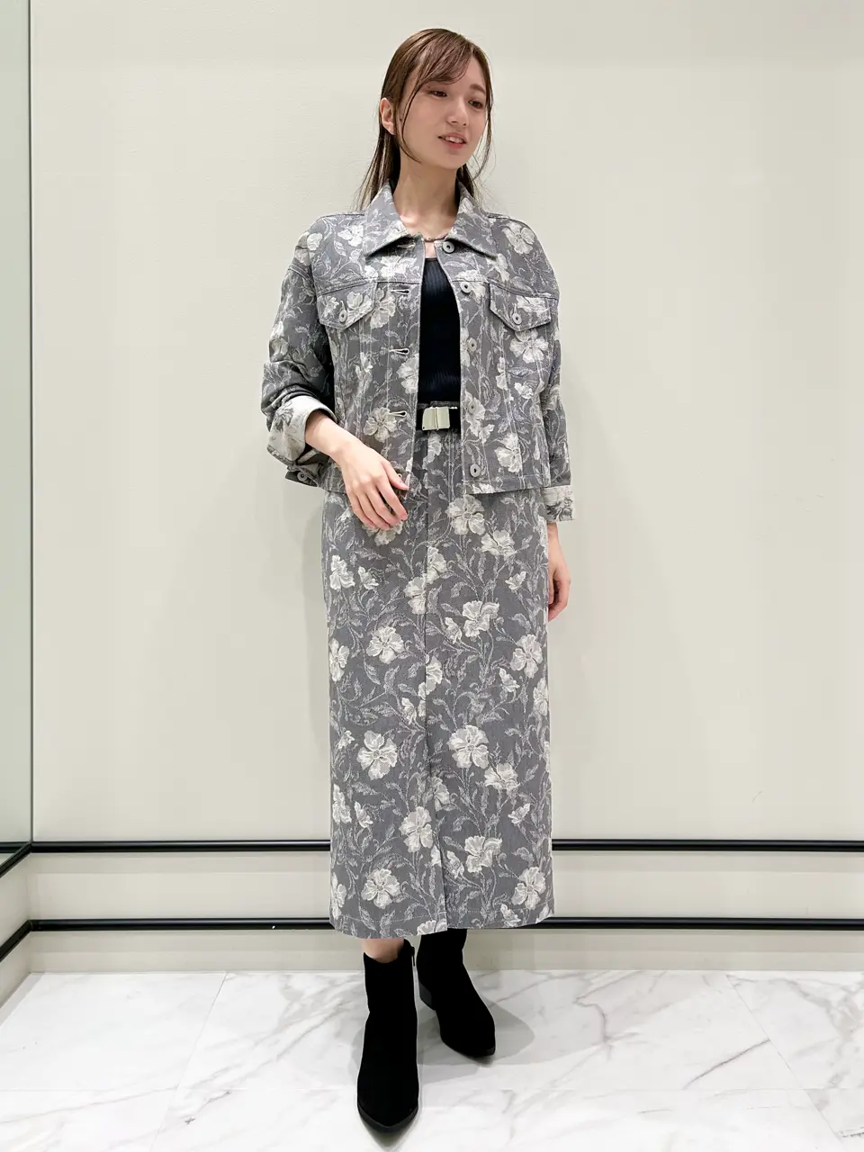 GRACE CONTINENTAL Wakazono コーディネート画像