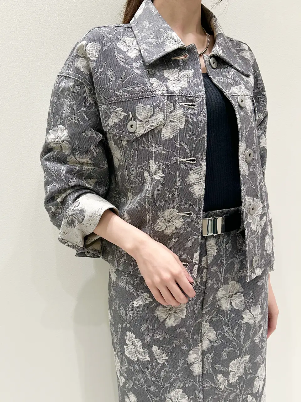 GRACE CONTINENTAL Wakazono コーディネート画像