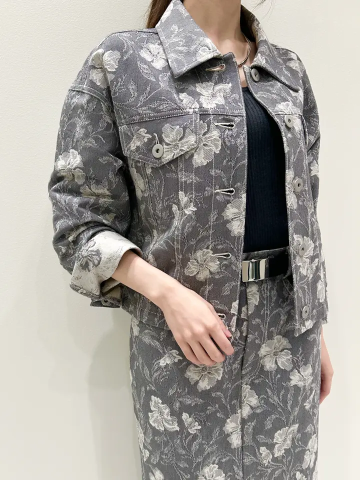 GRACE CONTINENTAL Wakazono コーディネート画像