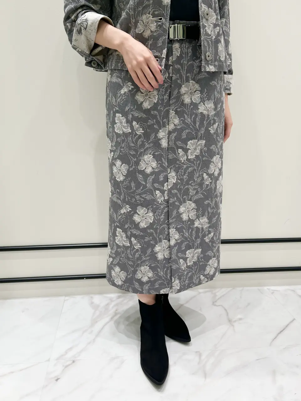 GRACE CONTINENTAL Wakazono コーディネート画像