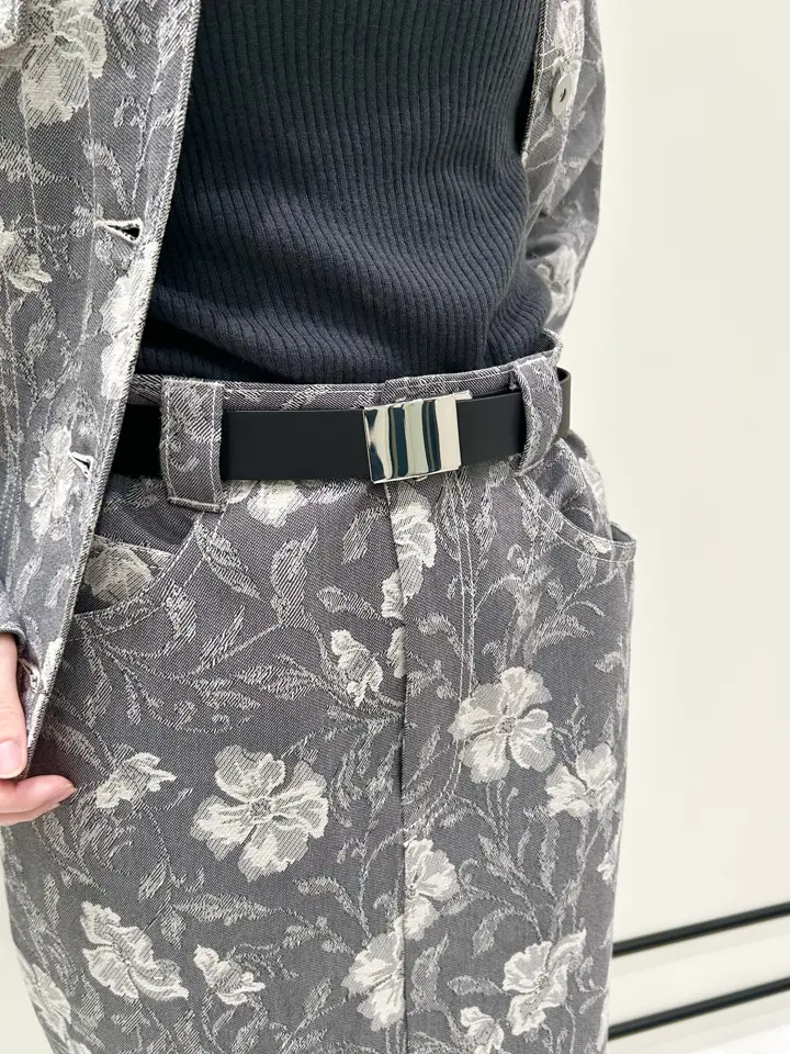 GRACE CONTINENTAL Wakazono コーディネート画像