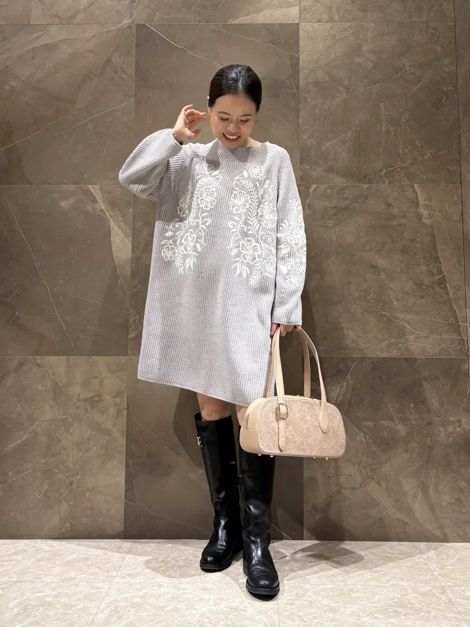 GRACE CONTINENTAL 穐山　香織 コーディネート画像