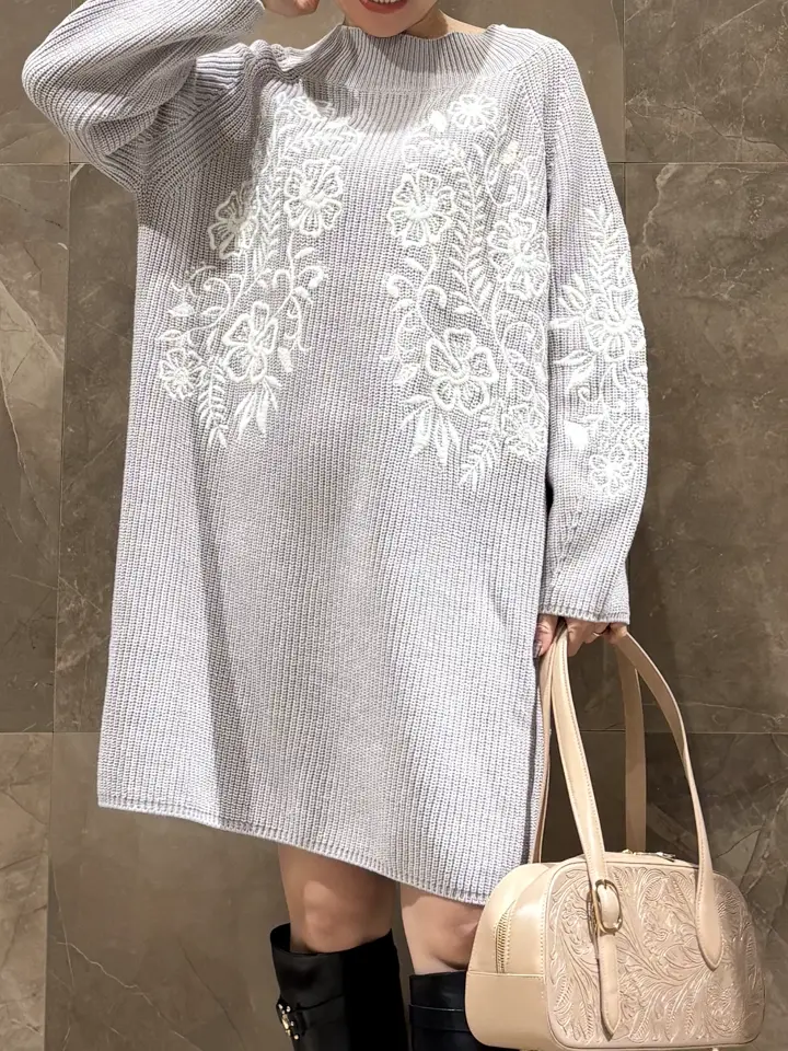 GRACE CONTINENTAL 穐山　香織 コーディネート画像