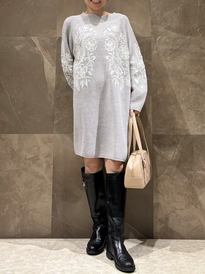 GRACE CONTINENTAL 穐山　香織 コーディネート画像