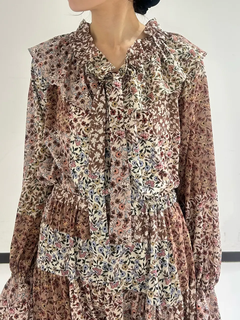 GRACE CONTINENTAL 狩野　珠季 コーディネート画像