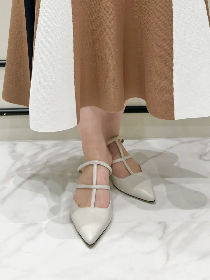 GRACE CONTINENTAL Wakazono コーディネート画像