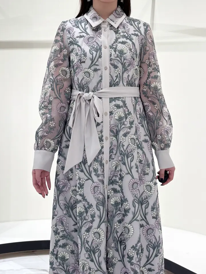 GRACE CONTINENTAL 平野 裕華 コーディネート画像