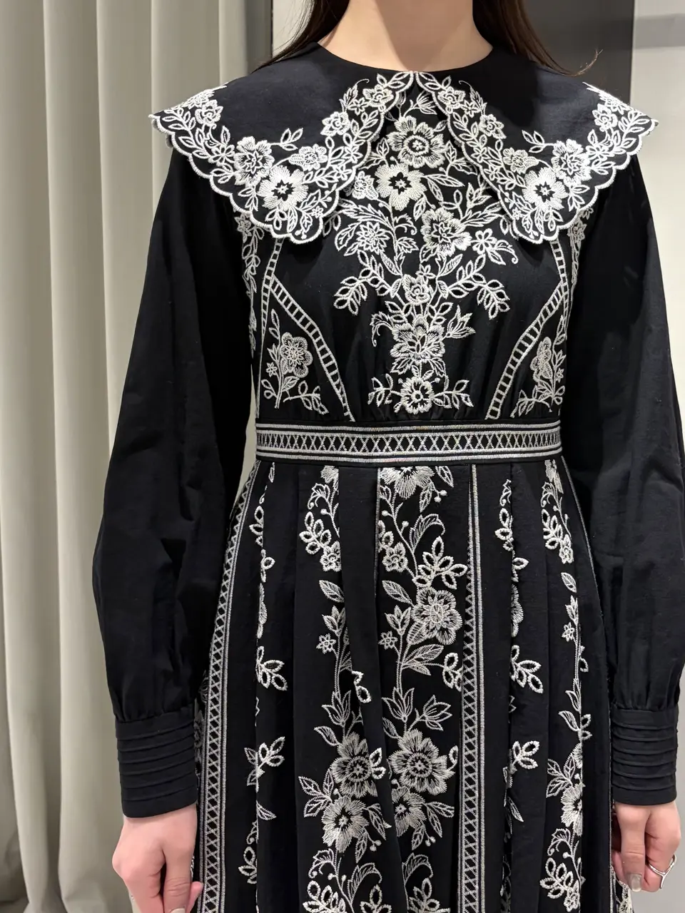 GRACE CONTINENTAL kobayashi コーディネート画像