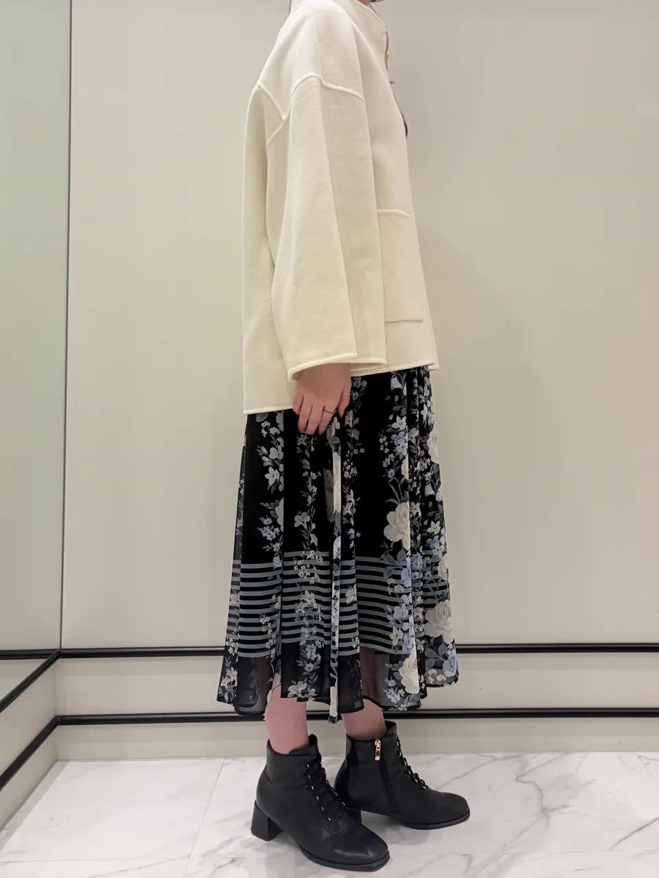 GRACE CONTINENTAL Hotei コーディネート画像