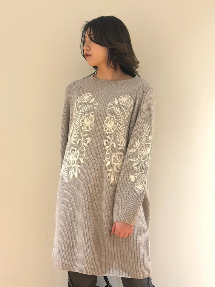 GRACE CONTINENTAL 𝙆𝙄𝙈𝙐 コーディネート画像