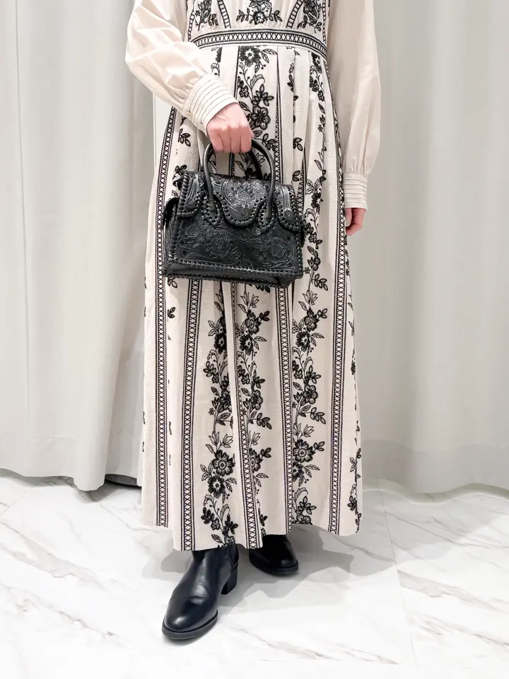 GRACE CONTINENTAL yuri コーディネート画像