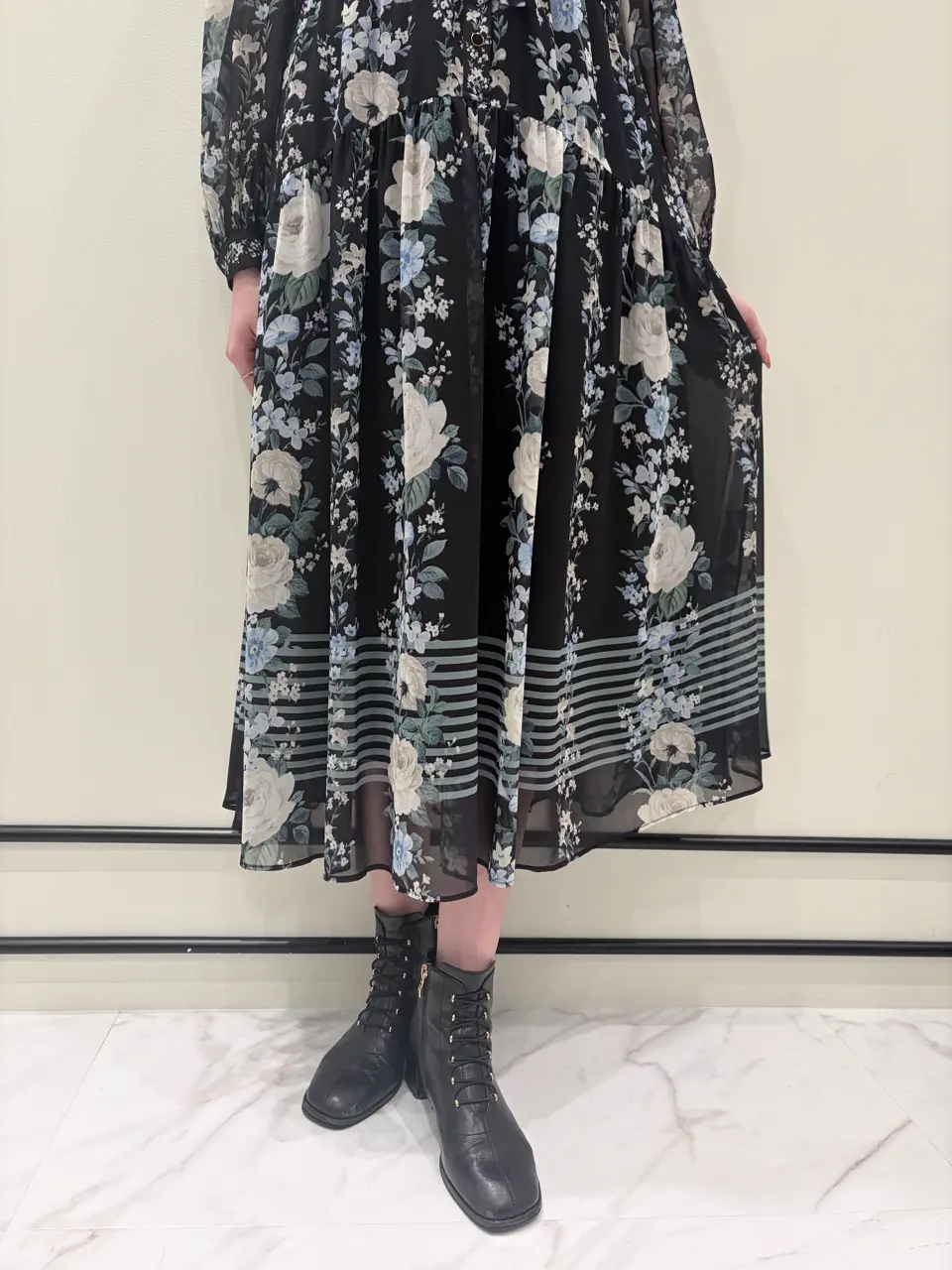 GRACE CONTINENTAL Hotei コーディネート画像