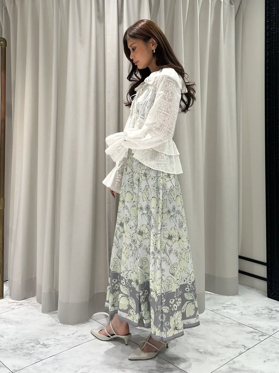 GRACE CONTINENTAL 志田　悠 コーディネート画像