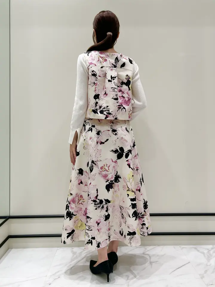 GRACE CONTINENTAL Wakazono コーディネート画像