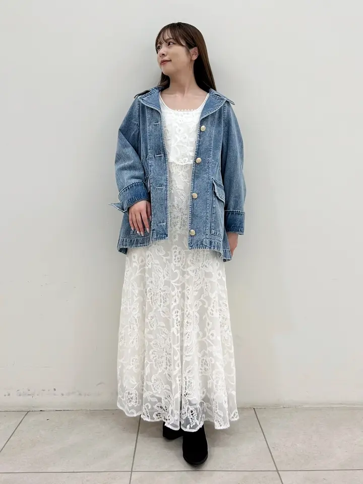 GRACE CONTINENTAL Miu Akamatsu コーディネート画像