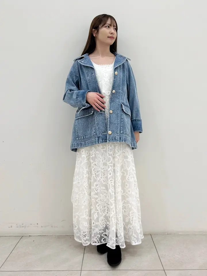 GRACE CONTINENTAL Miu Akamatsu コーディネート画像