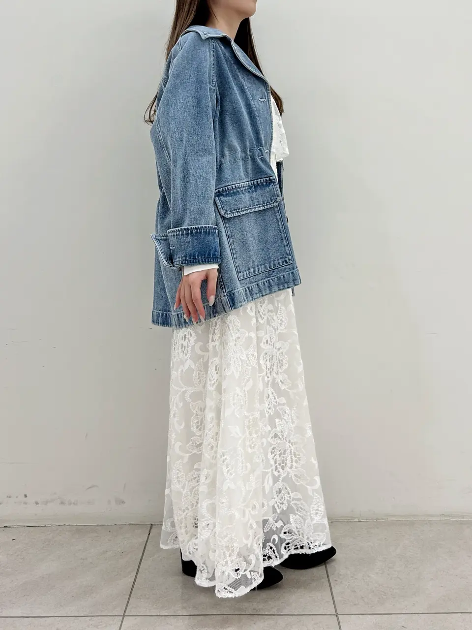 GRACE CONTINENTAL Miu Akamatsu コーディネート画像