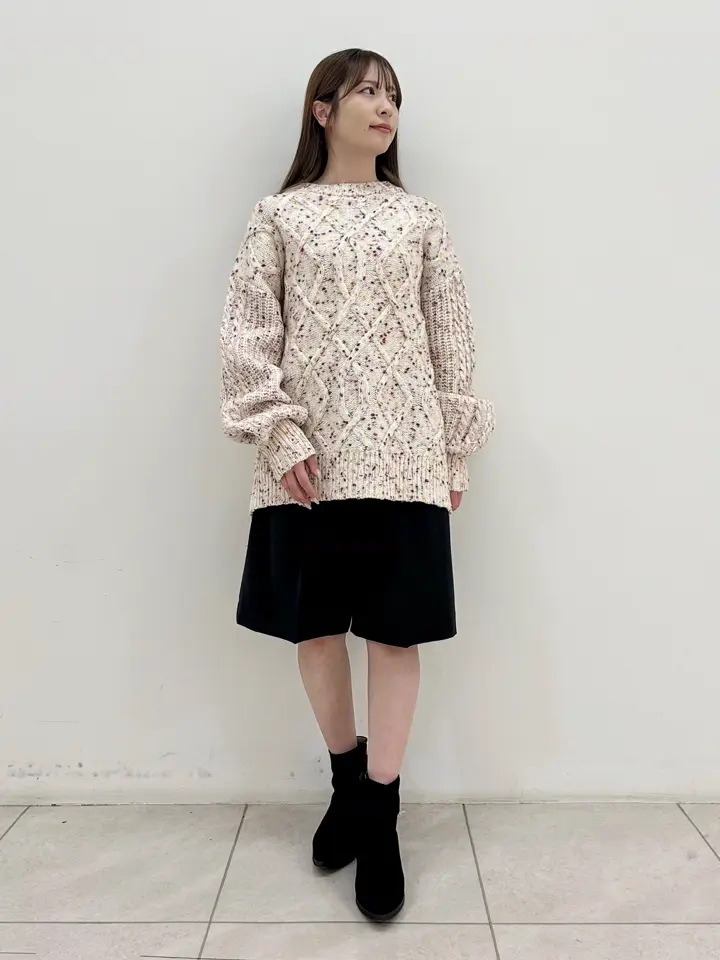 GRACE CONTINENTAL Miu Akamatsu コーディネート画像