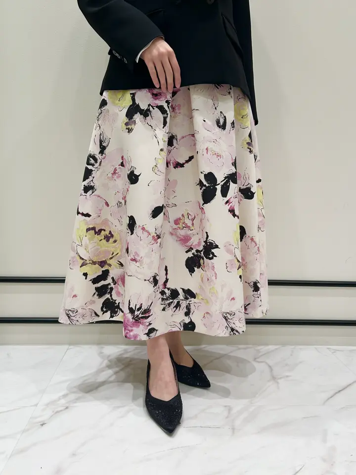 GRACE CONTINENTAL Wakazono コーディネート画像