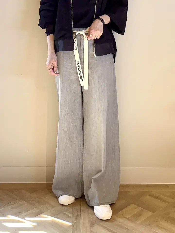 GRACE CONTINENTAL 亀田 未希 コーディネート画像