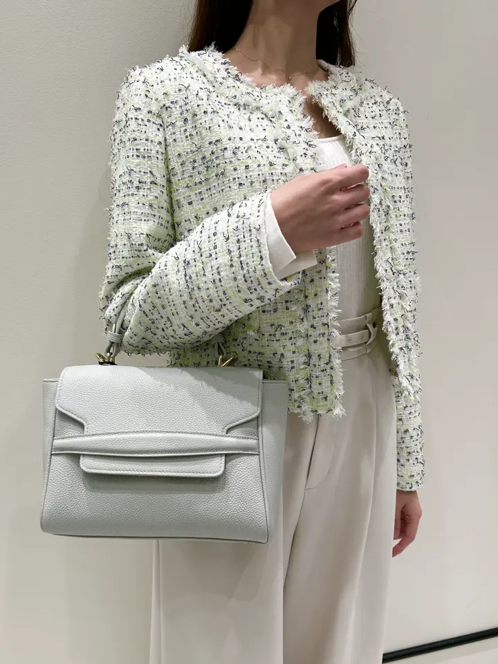 GRACE CONTINENTAL Wakazono コーディネート画像