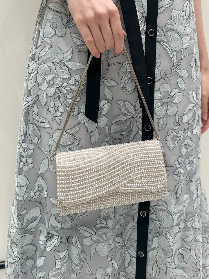 GRACE CONTINENTAL Wakazono コーディネート画像