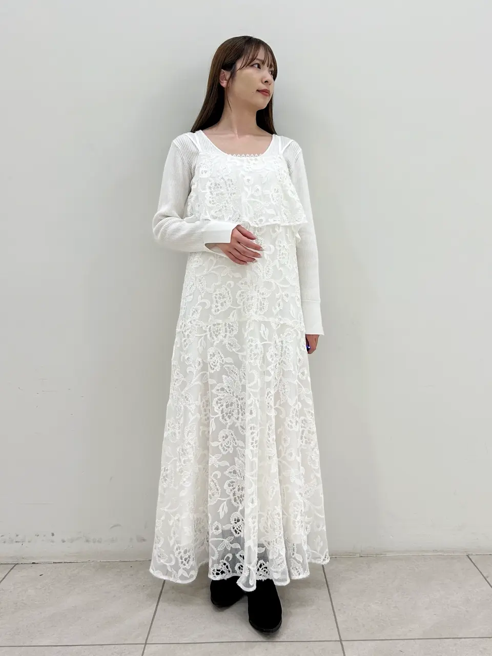 GRACE CONTINENTAL Miu Akamatsu コーディネート画像