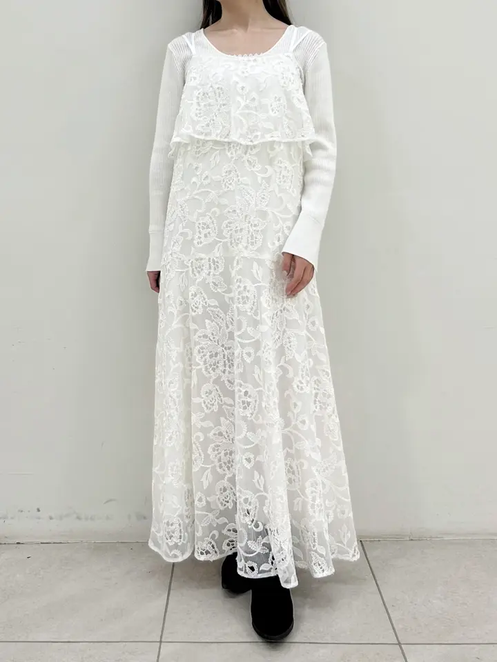 GRACE CONTINENTAL Miu Akamatsu コーディネート画像