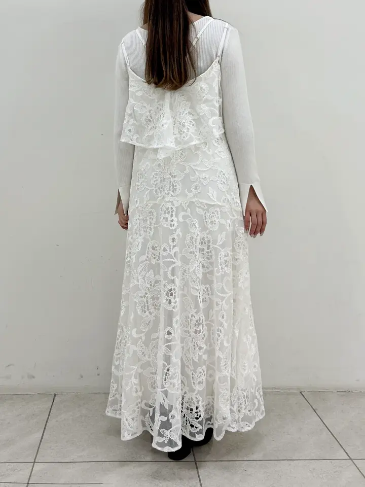 GRACE CONTINENTAL Miu Akamatsu コーディネート画像