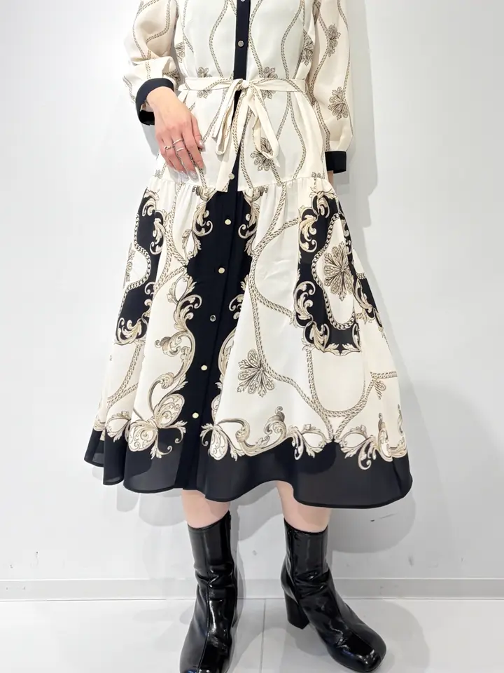 GRACE CONTINENTAL Yuuki NOZAWA コーディネート画像