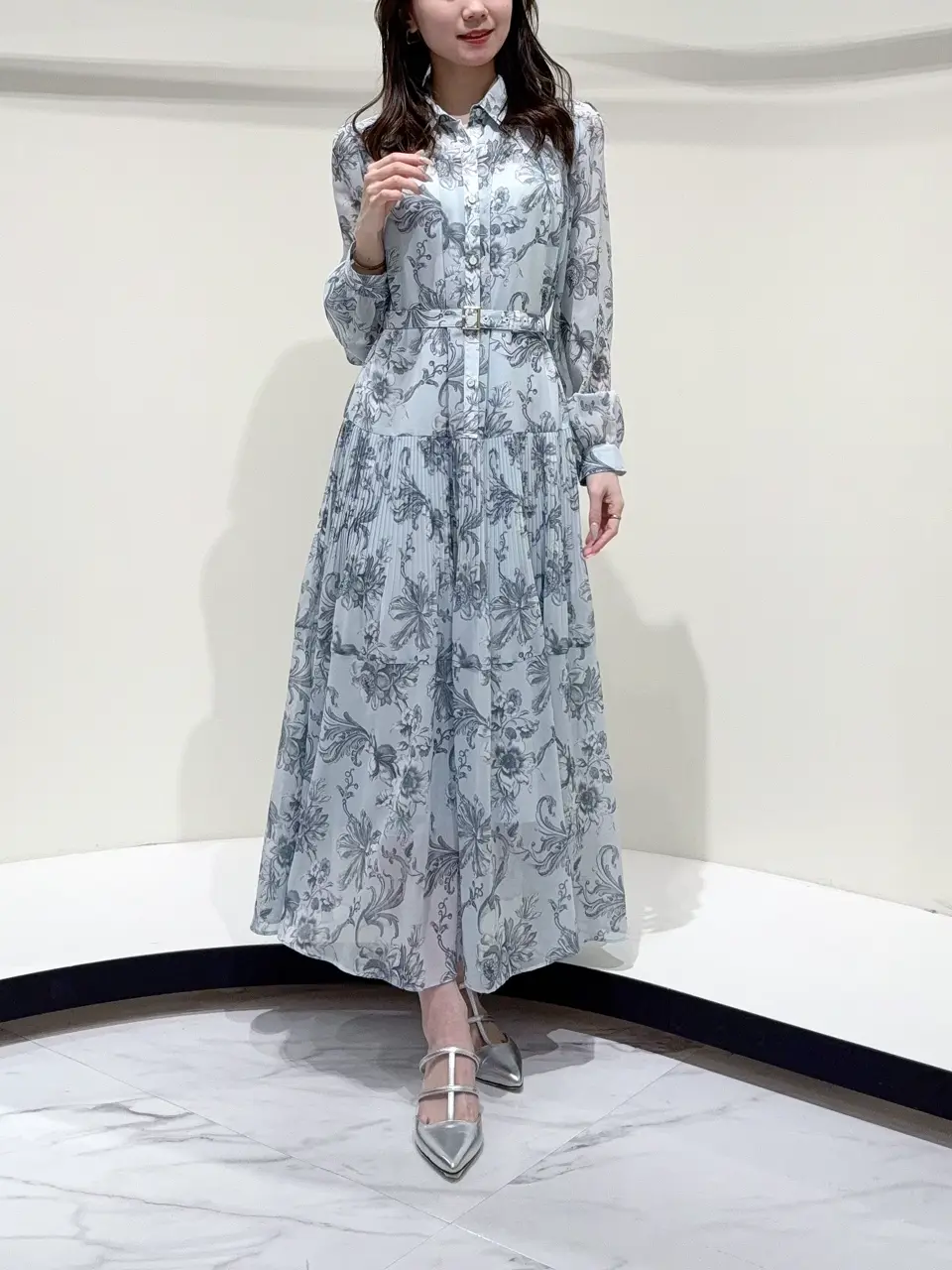 GRACE CONTINENTAL Suzuka コーディネート画像