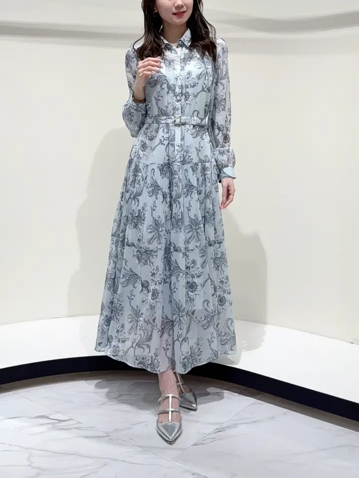 GRACE CONTINENTAL Suzuka コーディネート画像