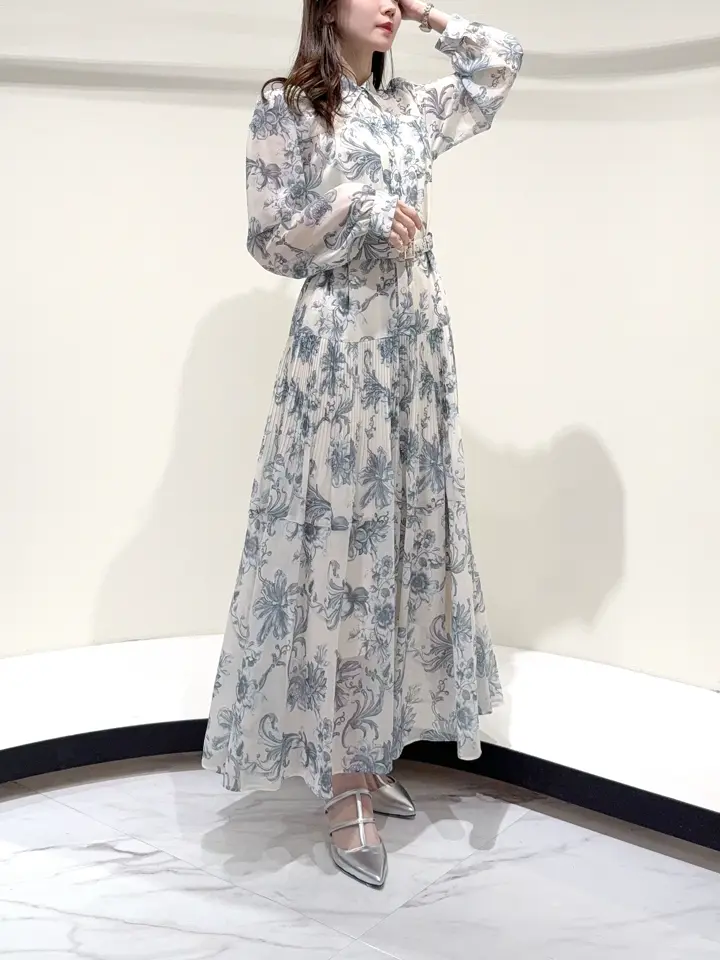 GRACE CONTINENTAL Suzuka コーディネート画像