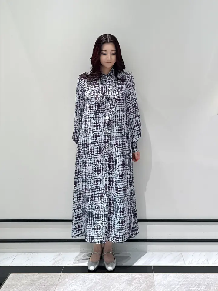 GRACE CONTINENTAL MOMOKO コーディネート画像