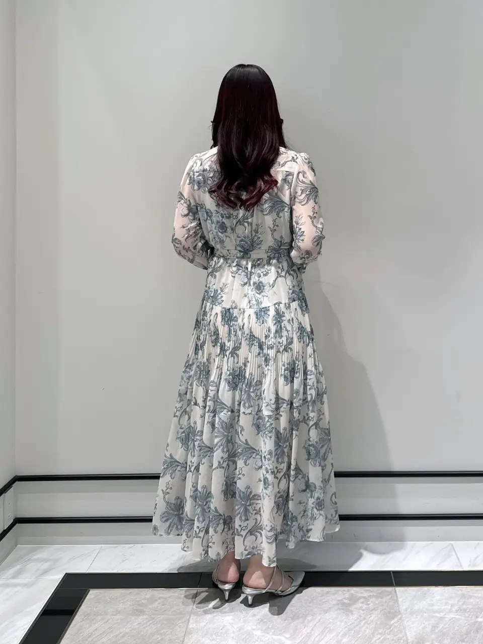 GRACE CONTINENTAL MOMOKO コーディネート画像