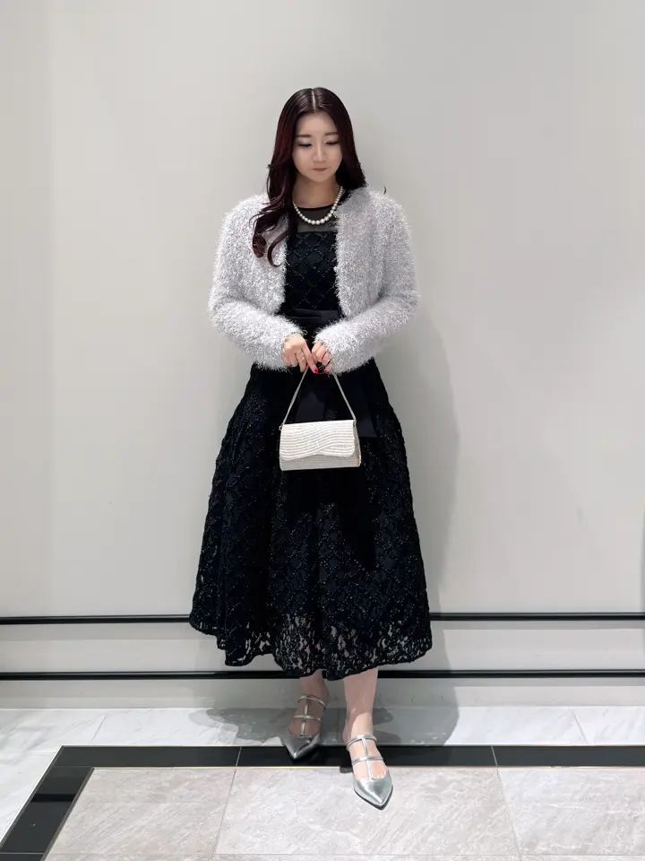 GRACE CONTINENTAL MOMOKO コーディネート画像