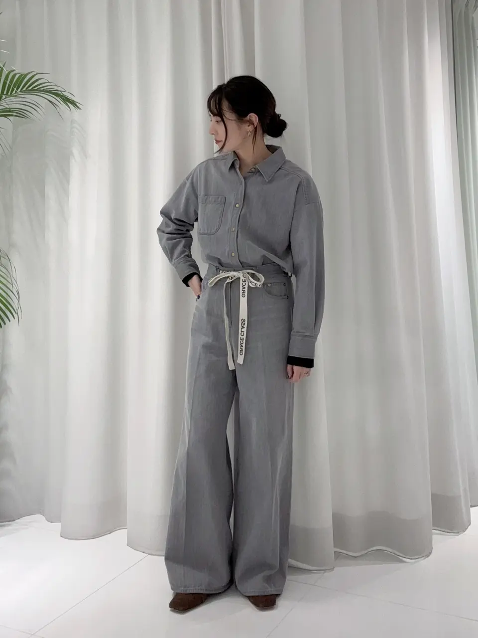 GRACE CONTINENTAL Hikaru Okada コーディネート画像