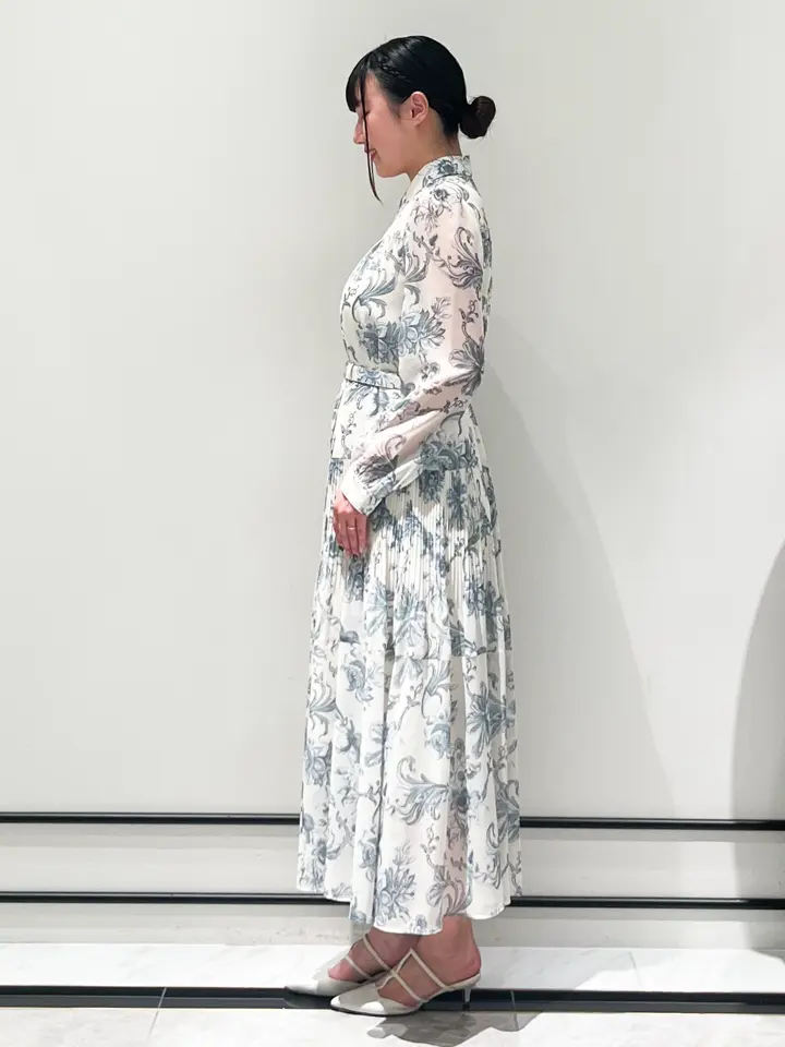 GRACE CONTINENTAL CHISAKO.S コーディネート画像